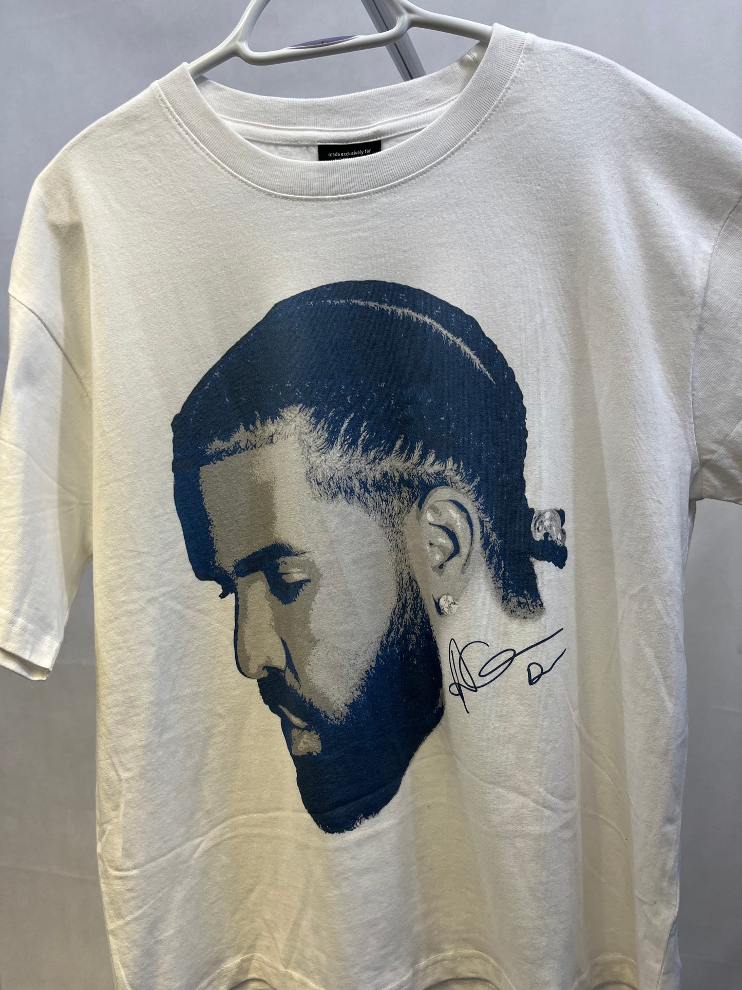 Drake tee (L/XL)